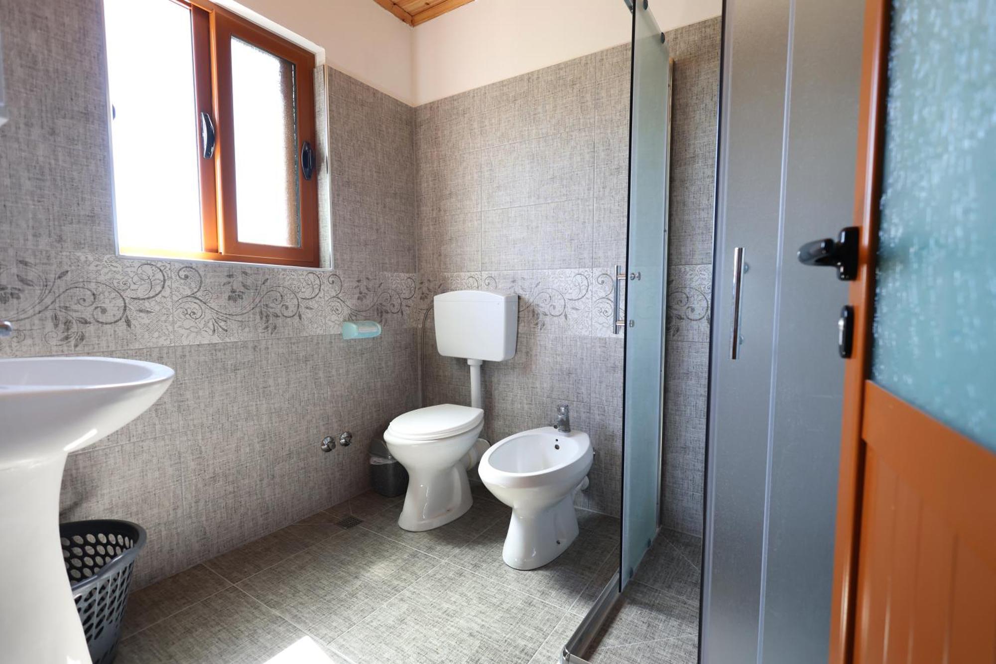 Samuela Cozy Retreat Villa Berat Bagian luar foto