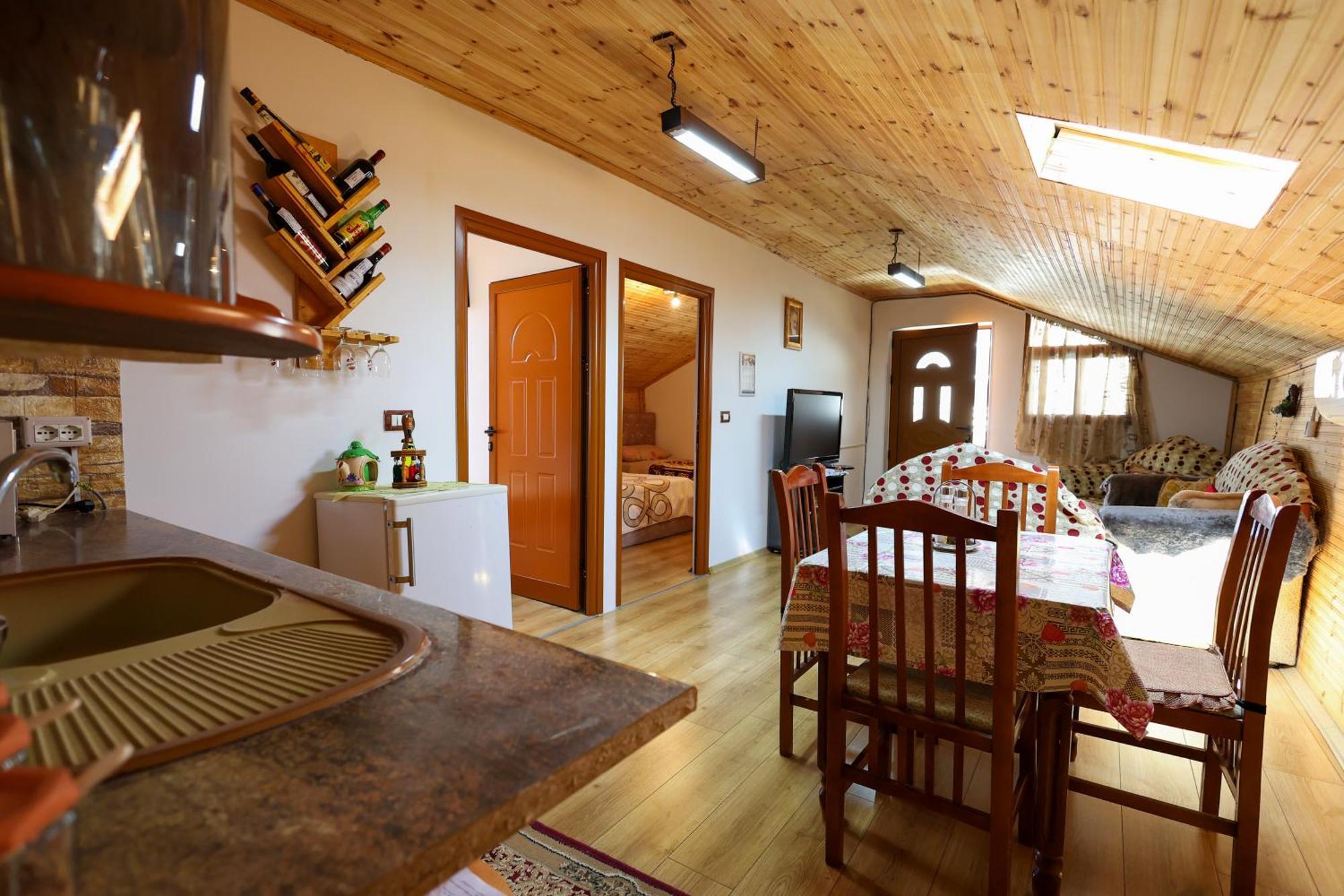Samuela Cozy Retreat Villa Berat Bagian luar foto
